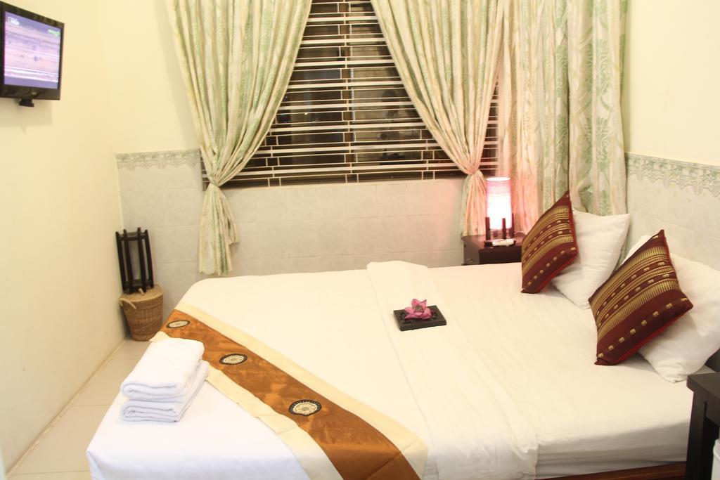 New Season Riverside Hotel Phnom Penh Pokój zdjęcie